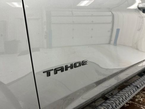 Used 2023 Chevrolet Tahoe Z71 w/ Luxury Package AWD/4WD image 27