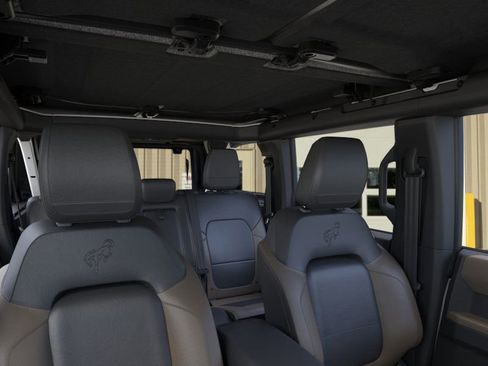 New 2023 Ford Bronco Wildtrak image 12
