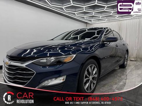 Used 2021 Chevrolet Malibu LT image 3