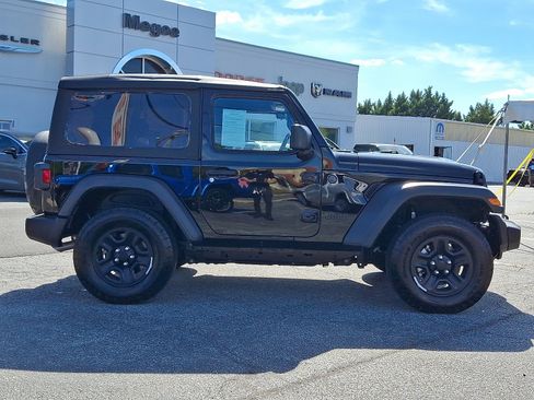 Certified 2025 Jeep Wrangler Sport image 7