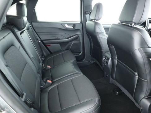 Used 2025 Ford Escape SE image 21