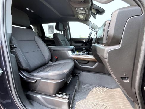 Used 2023 Chevrolet Silverado 1500 LT Trail Boss image 15