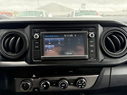 Used 2017 Toyota Tacoma SR w/ Tow Package AWD/4WD image 13