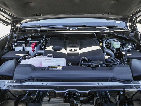 New 2026 Toyota Tundra Limited image 13