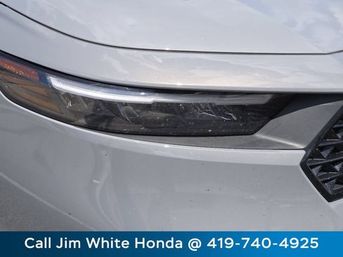 Used 2023 Honda Accord Sport image 10