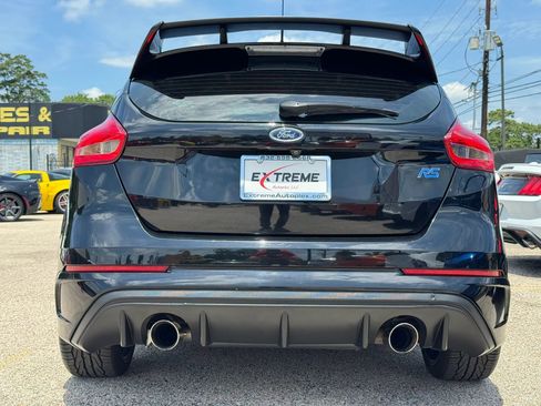 Used 2017 Ford Focus RS AWD/4WD image 3