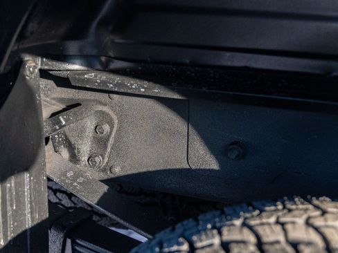 Used 2006 Chevrolet Silverado 3500 LT w/ Heavy-Duty Power Package image 13