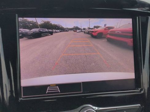 Used 2020 Chevrolet Traverse LS FWD image 24