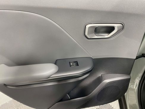 New 2026 Kia K4 LXS image 13