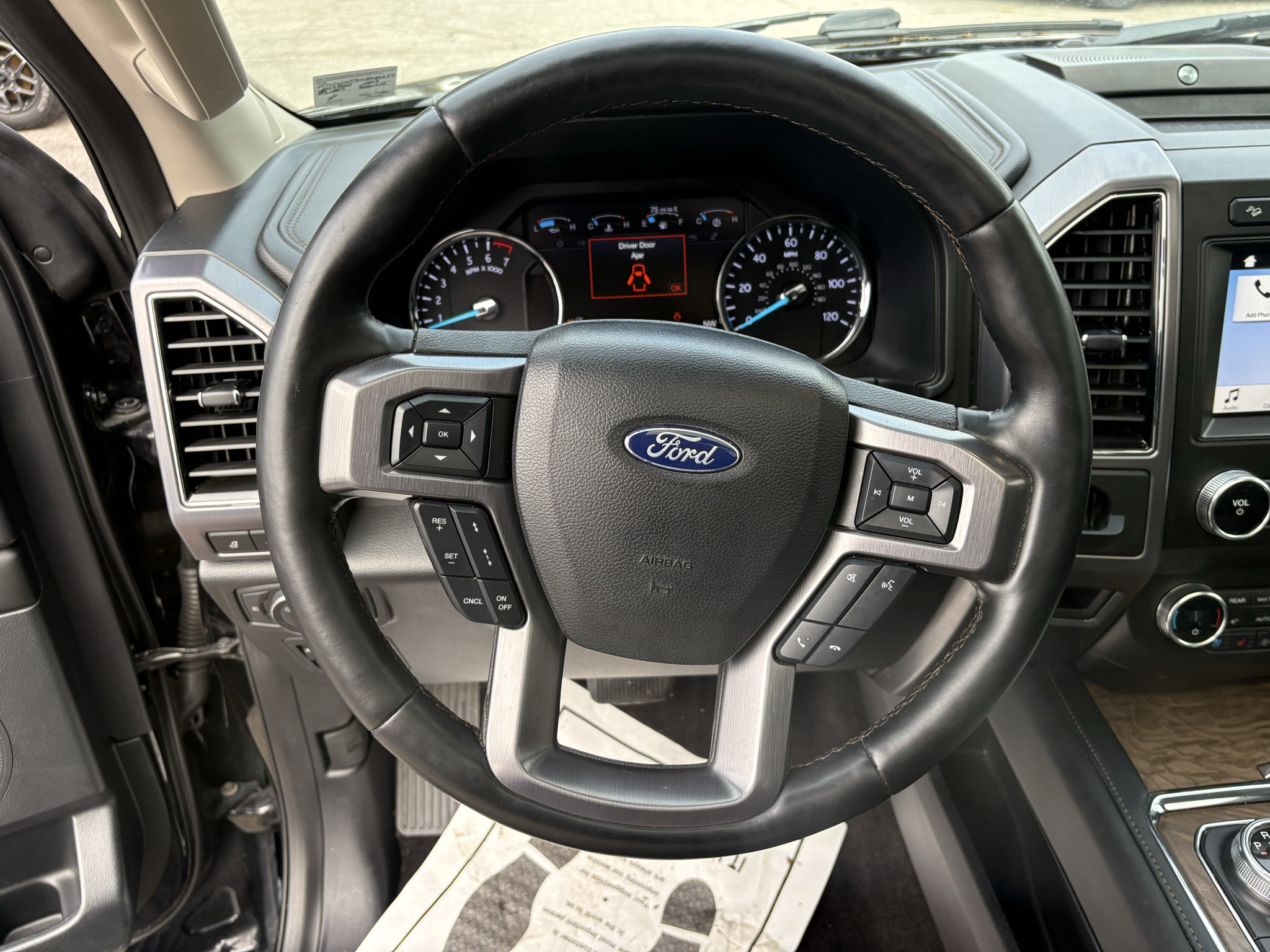 Used 2019 Ford Expedition Platinum AWD/4WD image 14