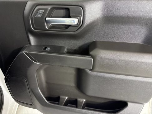 Used 2023 Chevrolet Silverado 1500 Custom RWD image 16