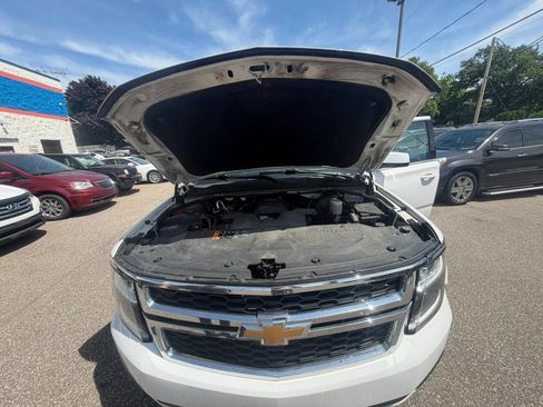 Used 2020 Chevrolet Suburban LT AWD/4WD image 35