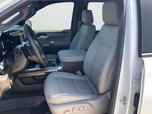 Used 2025 Chevrolet Silverado 1500 RST RWD image 17