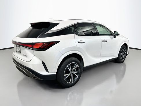 Used 2024 Lexus RX 350 FWD w/ Technology Package image 4