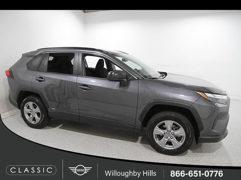 Used 2025 Toyota RAV4 LE AWD/4WD image 1