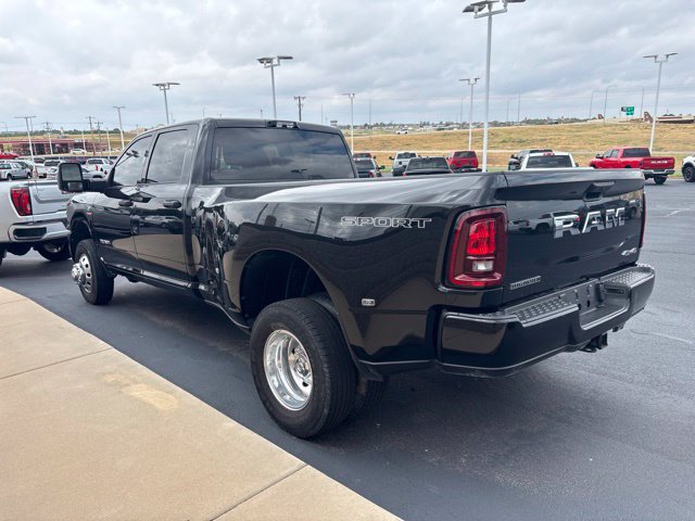 Used 2026 RAM 3500 Big Horn AWD/4WD image 7