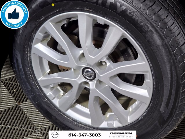 Used 2019 Nissan Rogue SV AWD/4WD image 12