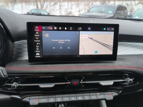 Used 2024 Alfa Romeo Tonale Veloce image 28