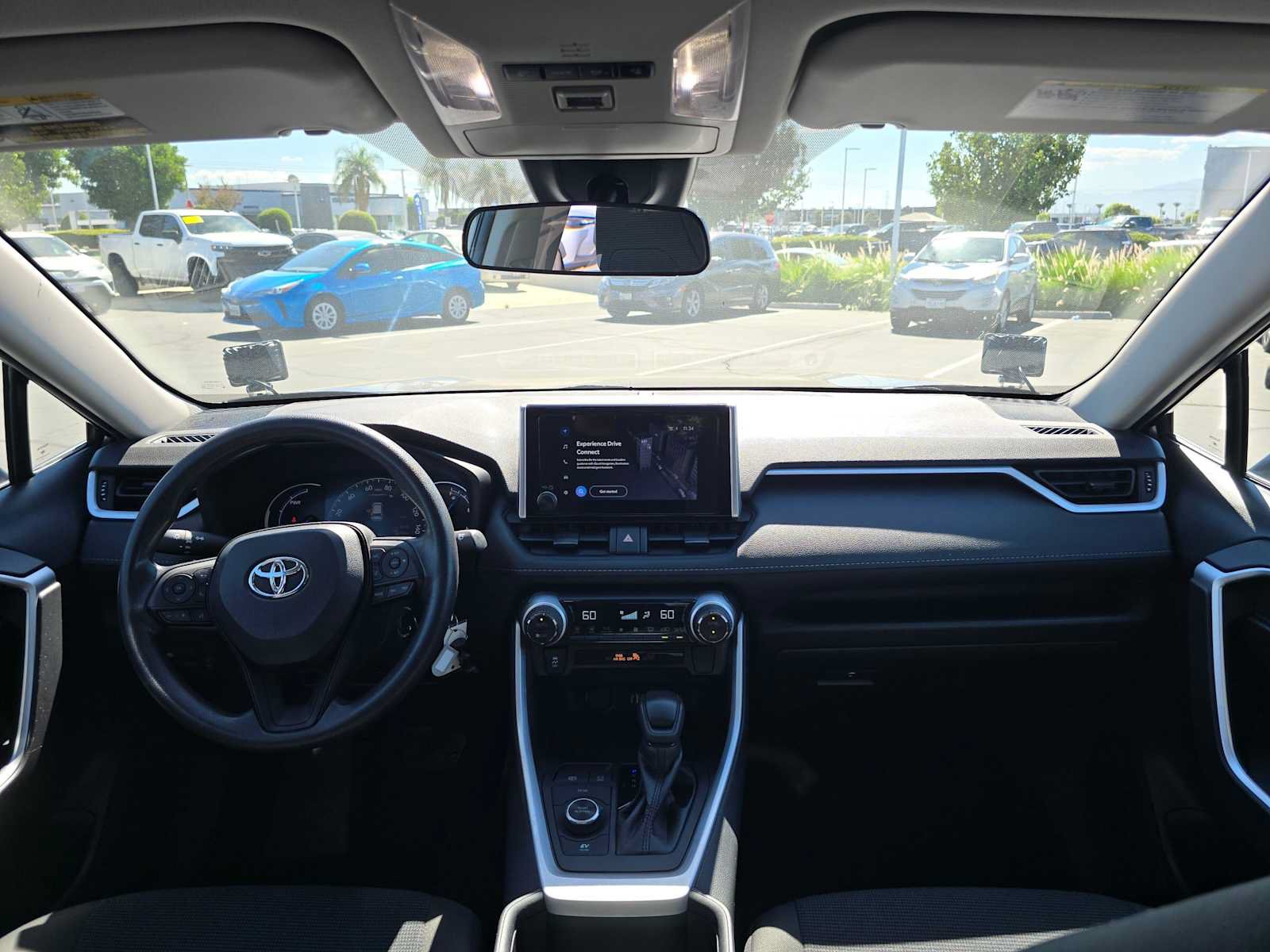 Used 2024 Toyota RAV4 LE AWD/4WD image 17