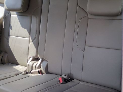 Used 2020 Chevrolet Tahoe LT RWD image 15