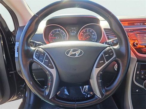 Used 2016 Hyundai Elantra Value Edition image 25