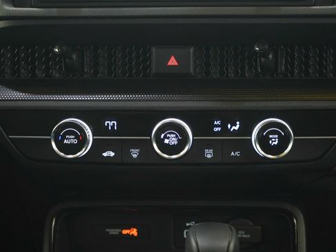 Used 2024 Honda CR-V LX image 18