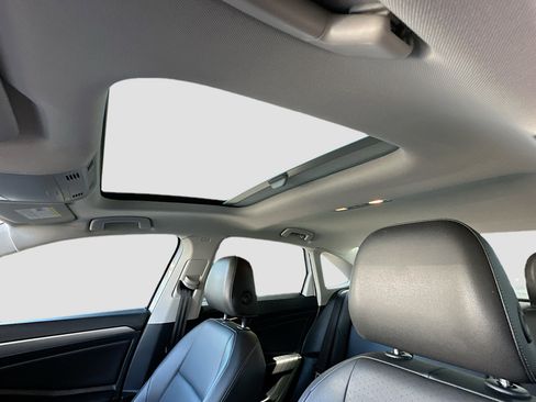 Used 2019 Volkswagen Jetta SE image 21