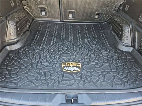 Certified 2025 Subaru Outback Wilderness AWD/4WD image 6