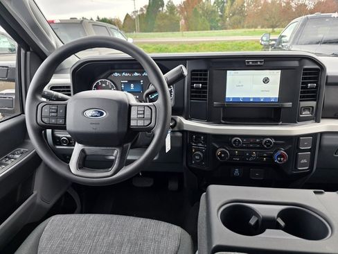 New 2026 Ford F350 XLT w/ 360-Degree Camera Package image 11