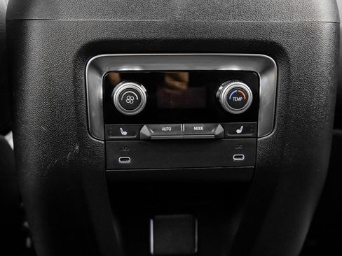 Used 2025 GMC Yukon Denali w/ Sun & Power Step Package image 43