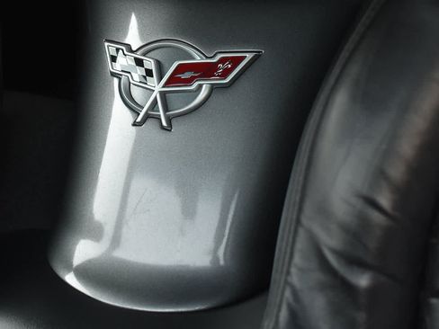 Used 2003 Chevrolet Corvette Convertible w/ Preferred Equipment Group1 RWD image 17