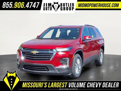 Used 2023 Chevrolet Traverse LT w/ Rear Camera Mirror Package