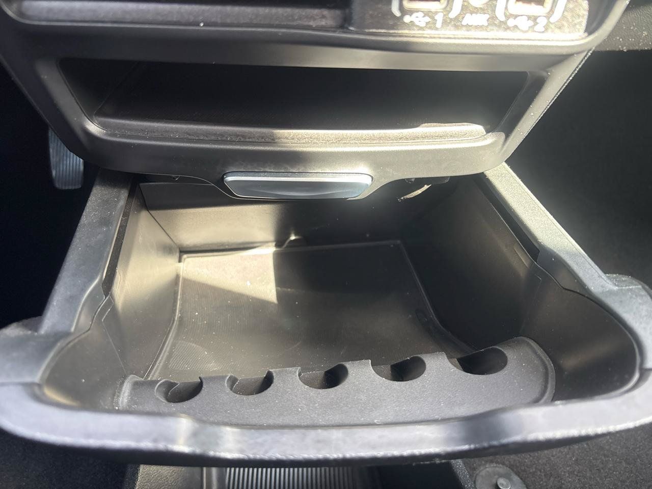 Used 2025 Chrysler Pacifica Select FWD image 25