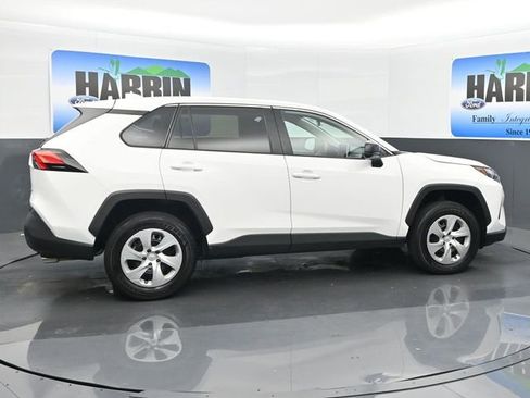 Used 2024 Toyota RAV4 LE image 6