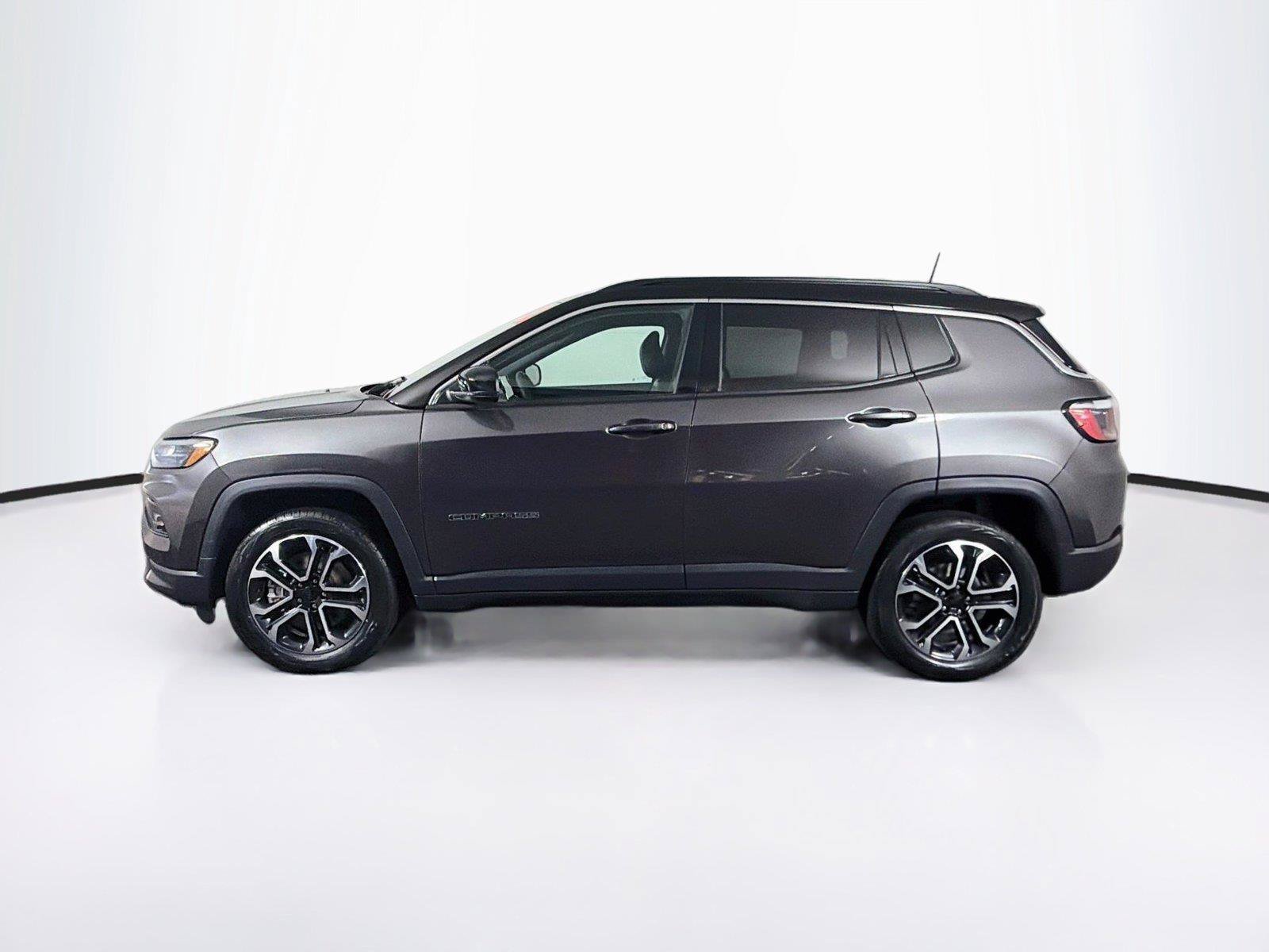 Used 2023 Jeep Compass Limited AWD/4WD image 8