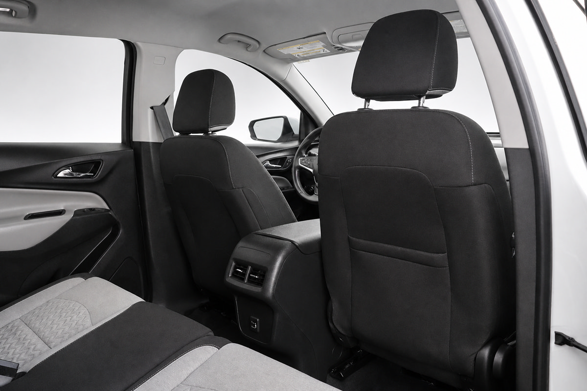 Used 2022 Chevrolet Equinox LT w/ Driver Convenience Package FWD image 15