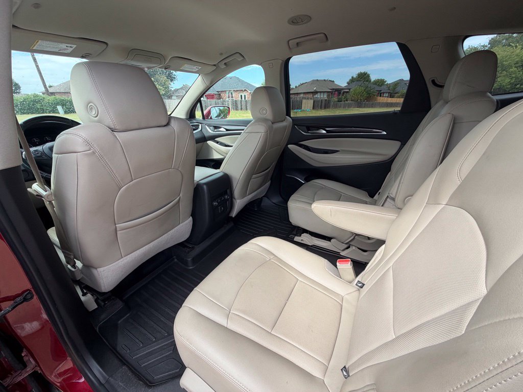 Used 2020 Buick Enclave Essence FWD image 16