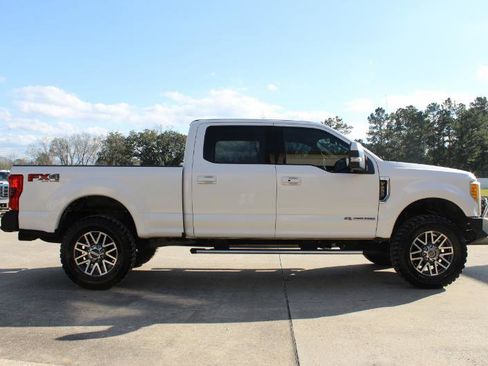 Used 2017 Ford F250 Lariat w/ Lariat Ultimate Package image 19