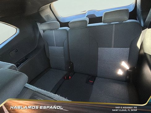 Used 2025 GMC Acadia Elevation image 28