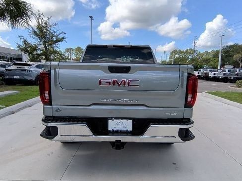 Used 2026 GMC Sierra 1500 SLT AWD/4WD image 13