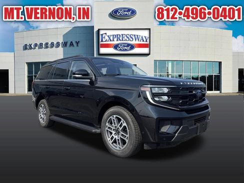 Used 2025 Ford Expedition Active AWD/4WD image 12