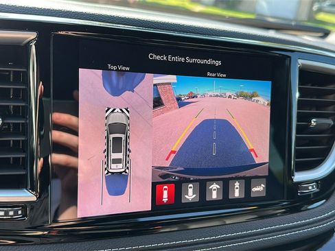 New 2026 Chrysler Pacifica Select image 20