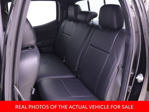 Used 2023 Toyota Tacoma TRD Off-Road AWD/4WD image 10