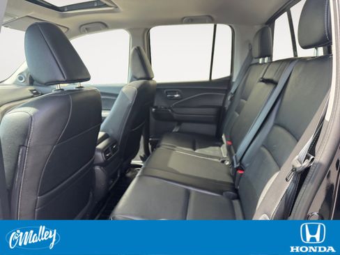 Certified 2025 Honda Ridgeline RTL image 11