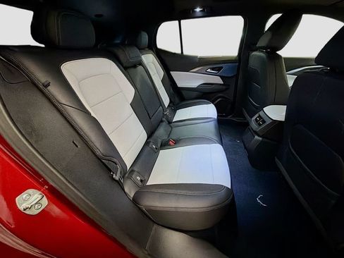 Used 2025 Chevrolet Equinox EV LT w/ Convenience Package FWD image 40