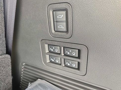 New 2026 INFINITI QX80 Luxe w/ Cargo Package image 11