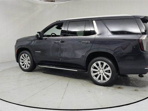 Used 2025 Chevrolet Tahoe Premier image 3