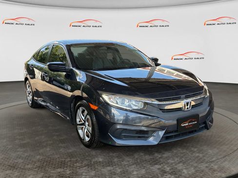 Used 2018 Honda Civic LX image 5