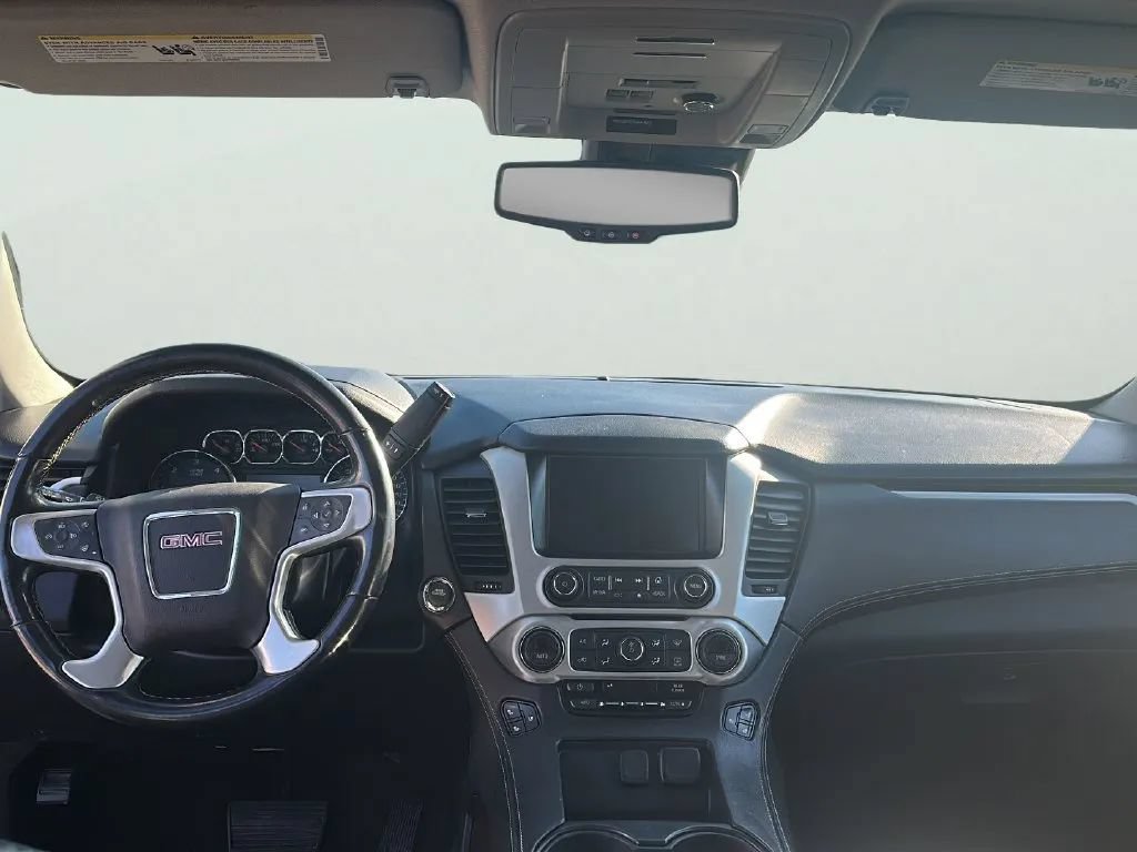 Used 2020 GMC Yukon XL SLT w/ Open Road Package AWD/4WD image 16