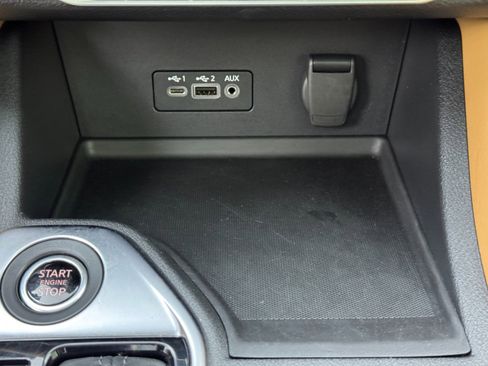 Used 2022 Nissan Sentra SV w/ SV Premium Package image 26